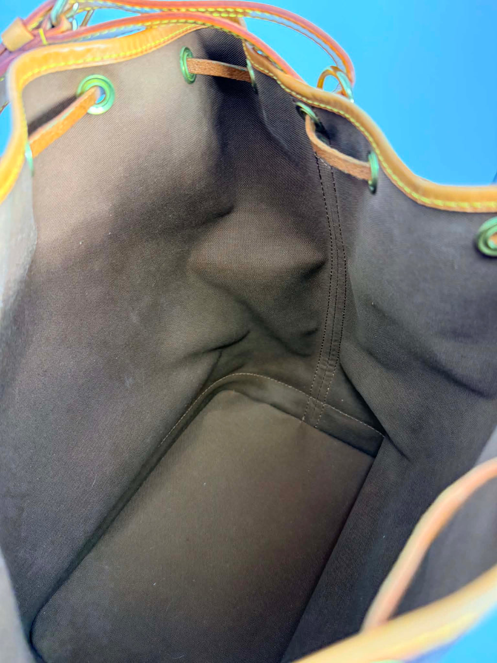 Louis Vuitton Neo Noe MM Monogram