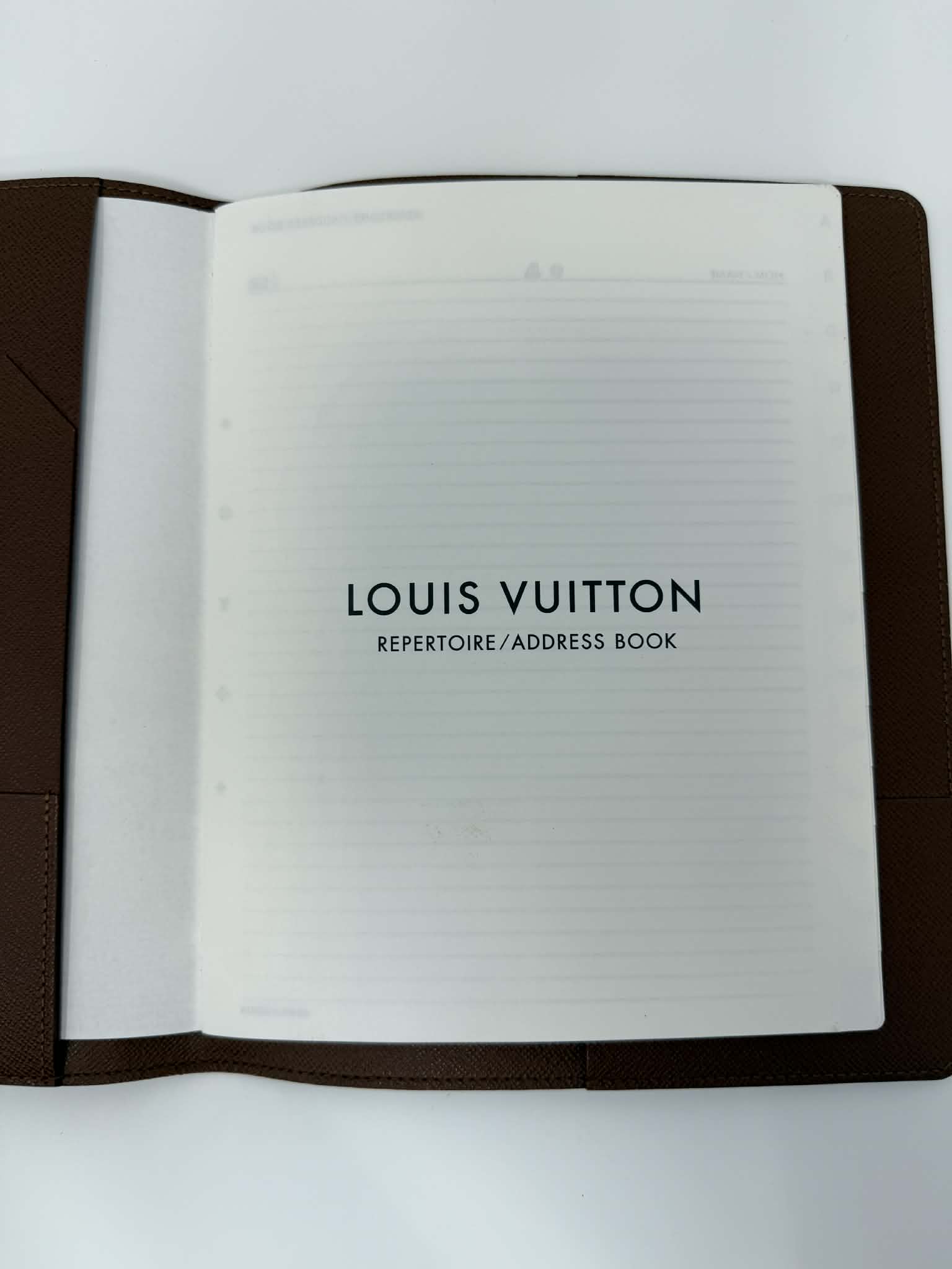 Louis Vuitton  MonogramDesk Agenda Cover MM