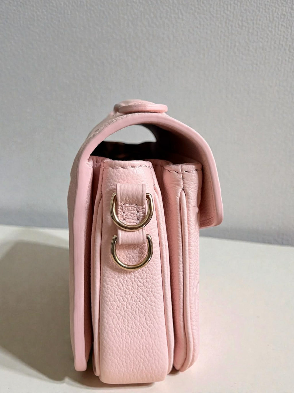 Louis Vuitton Pochette Metis East West Empriente Leather