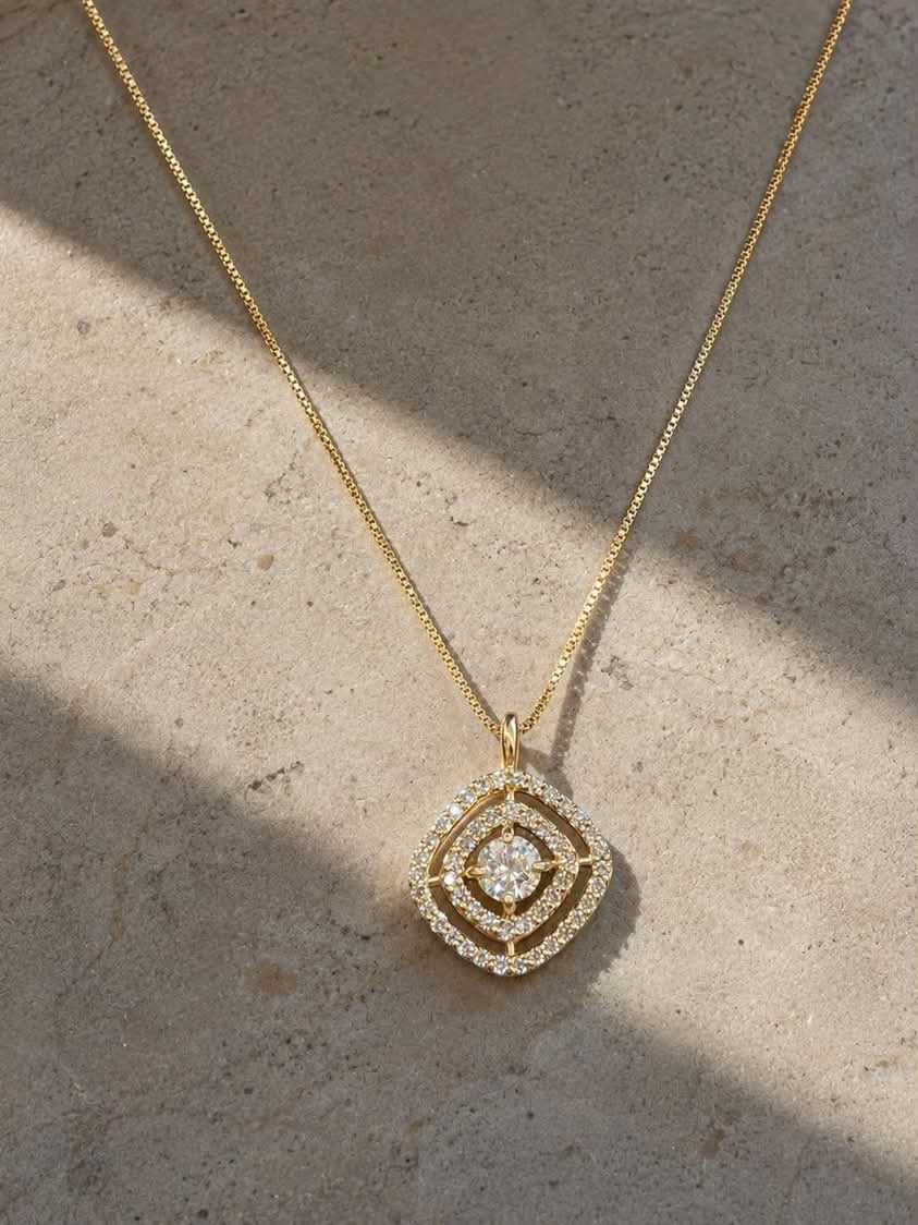 Diamond-Diamond Pendent 18k Yellow Gold