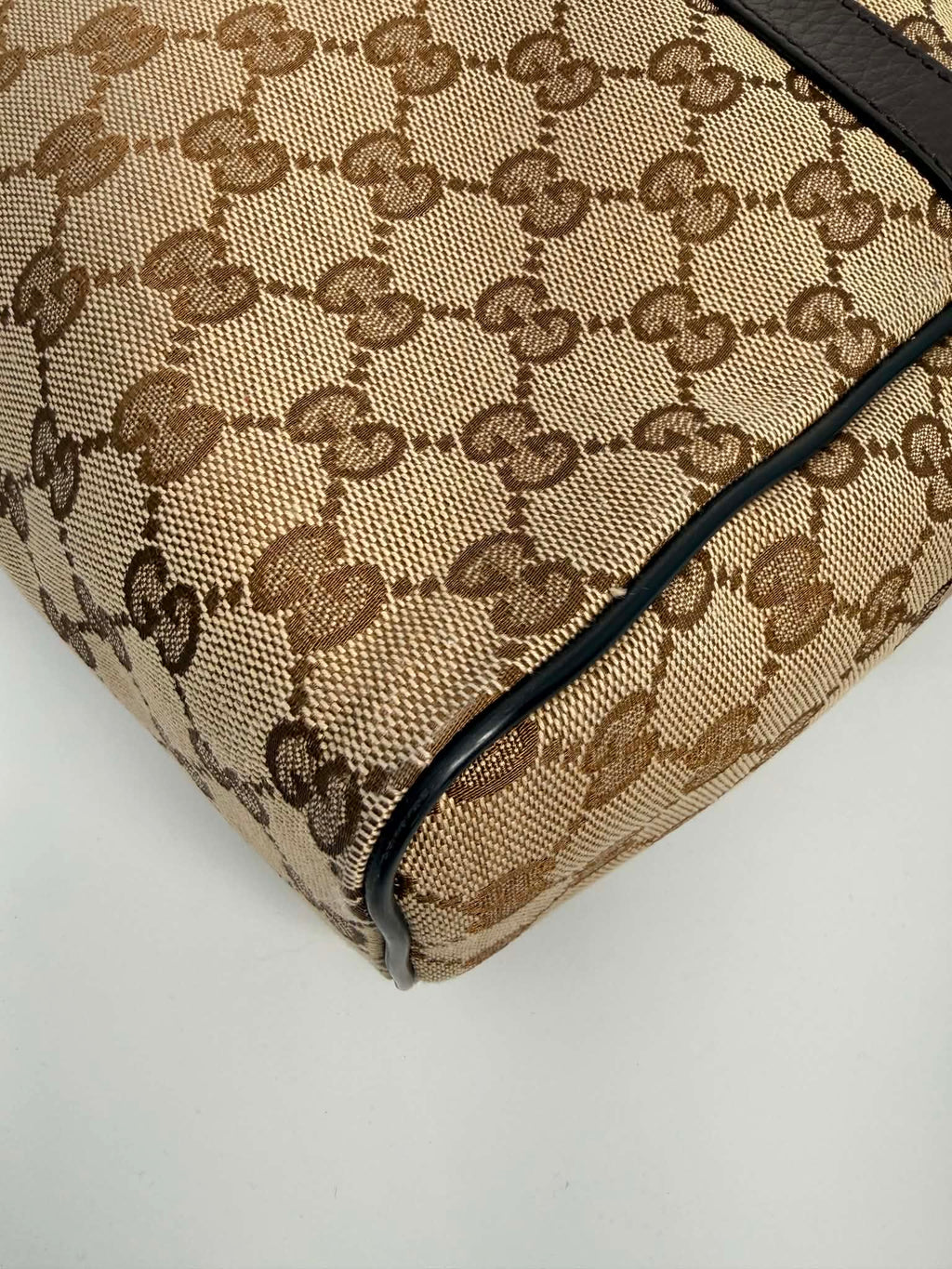 Gucci Messenger Bag