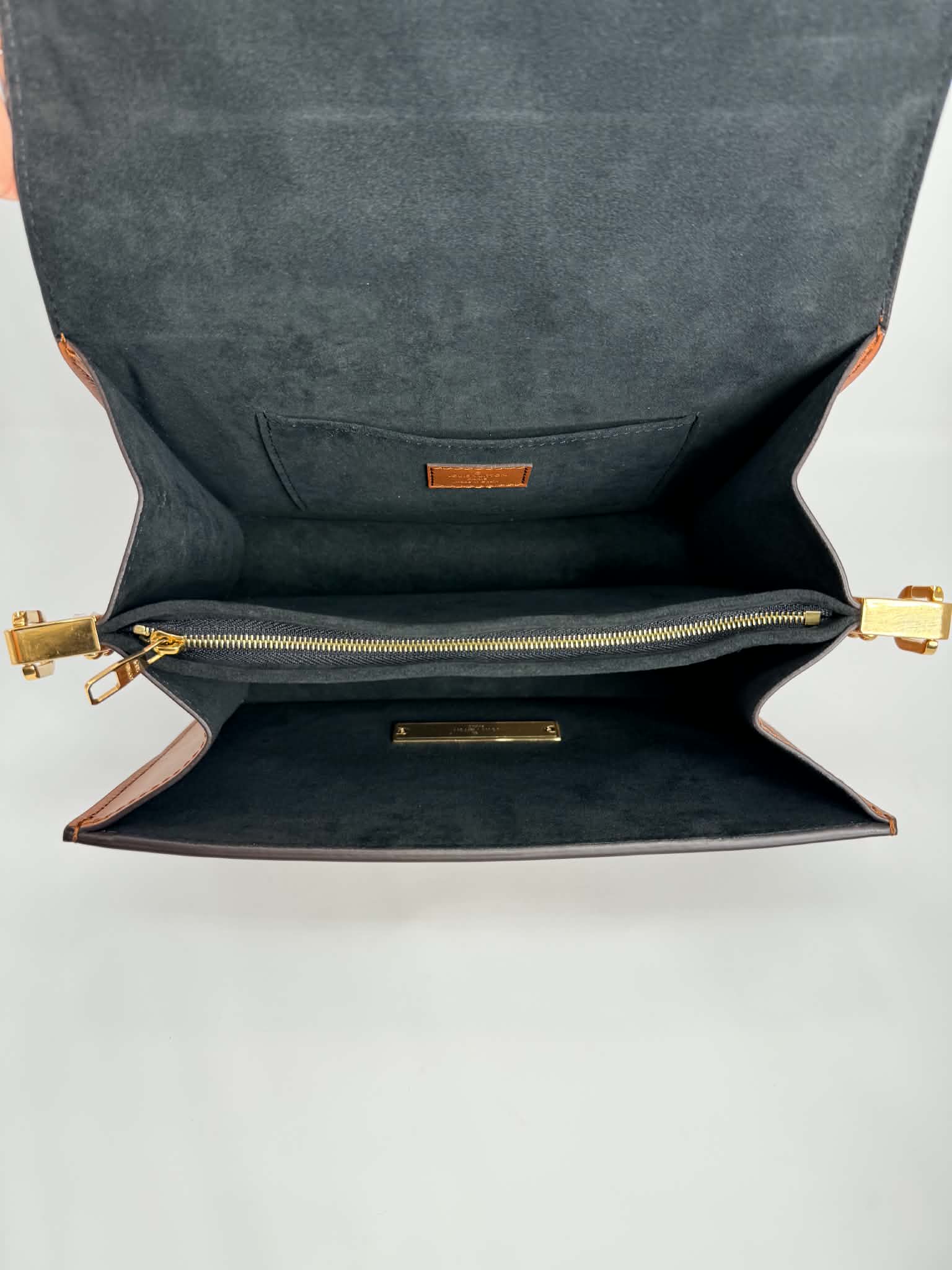 Louis Vuitton Dauphine MM