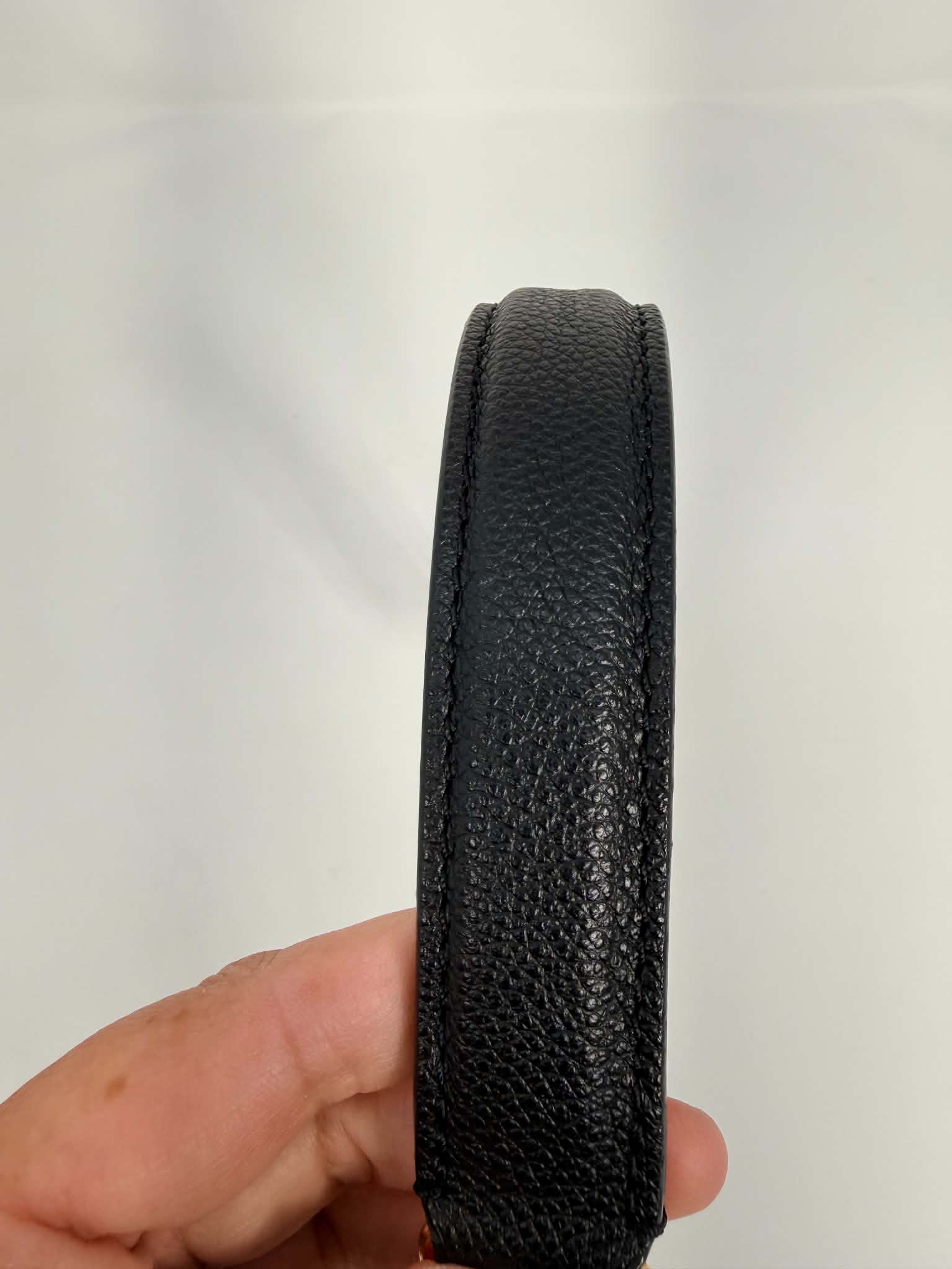 Louis Vuitton Empreinte Neonoe MM Black