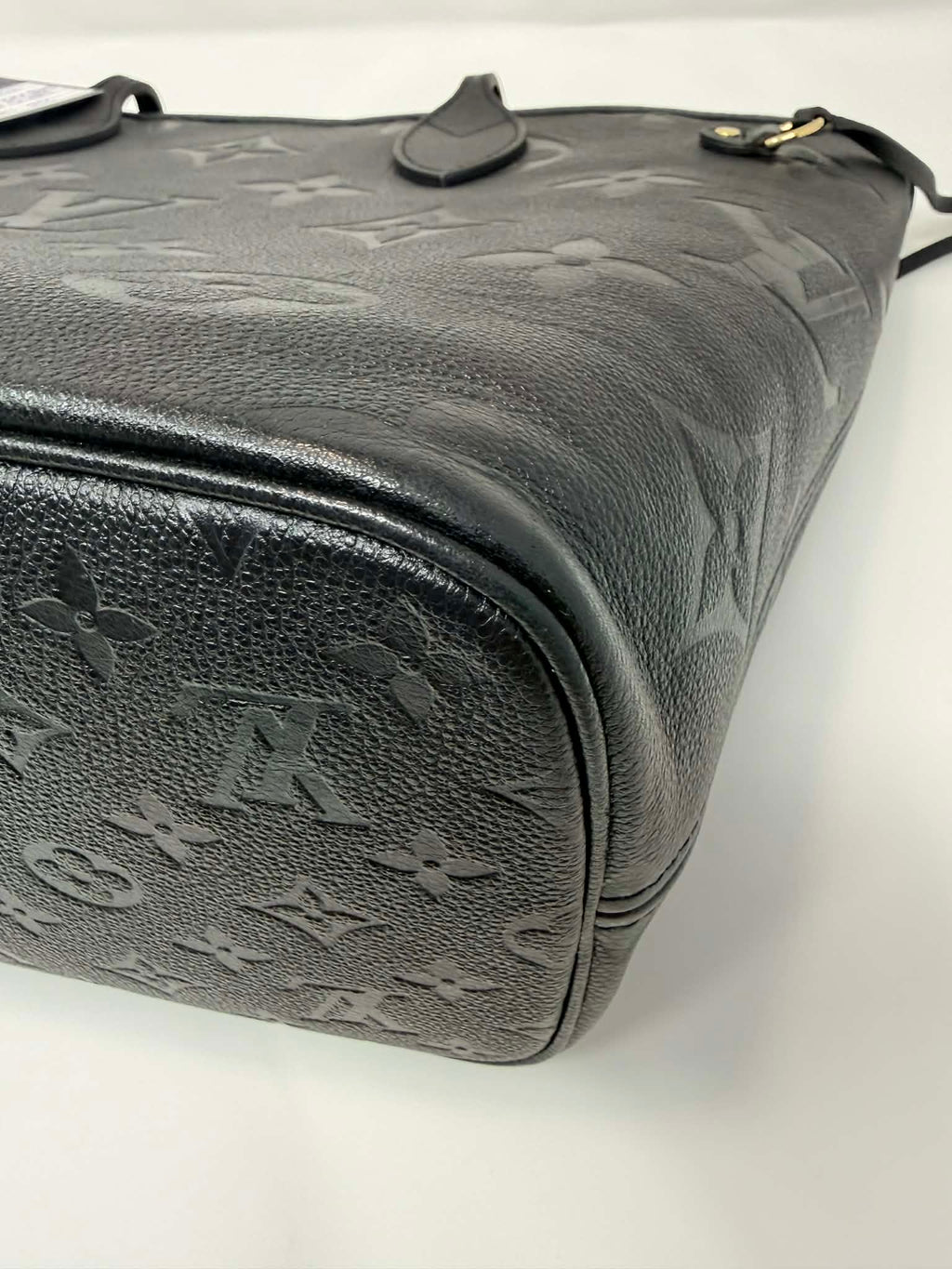 Louis Vuitton Neverfull MM Empreinte Leather Black with Pouch