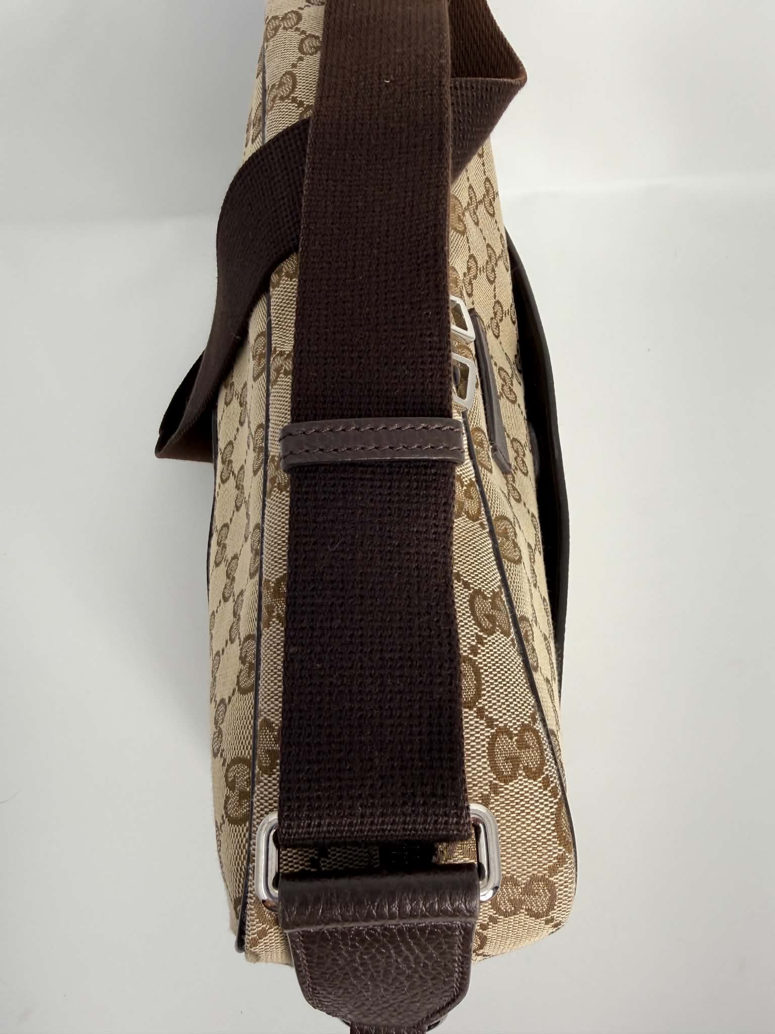 Gucci Messenger Bag