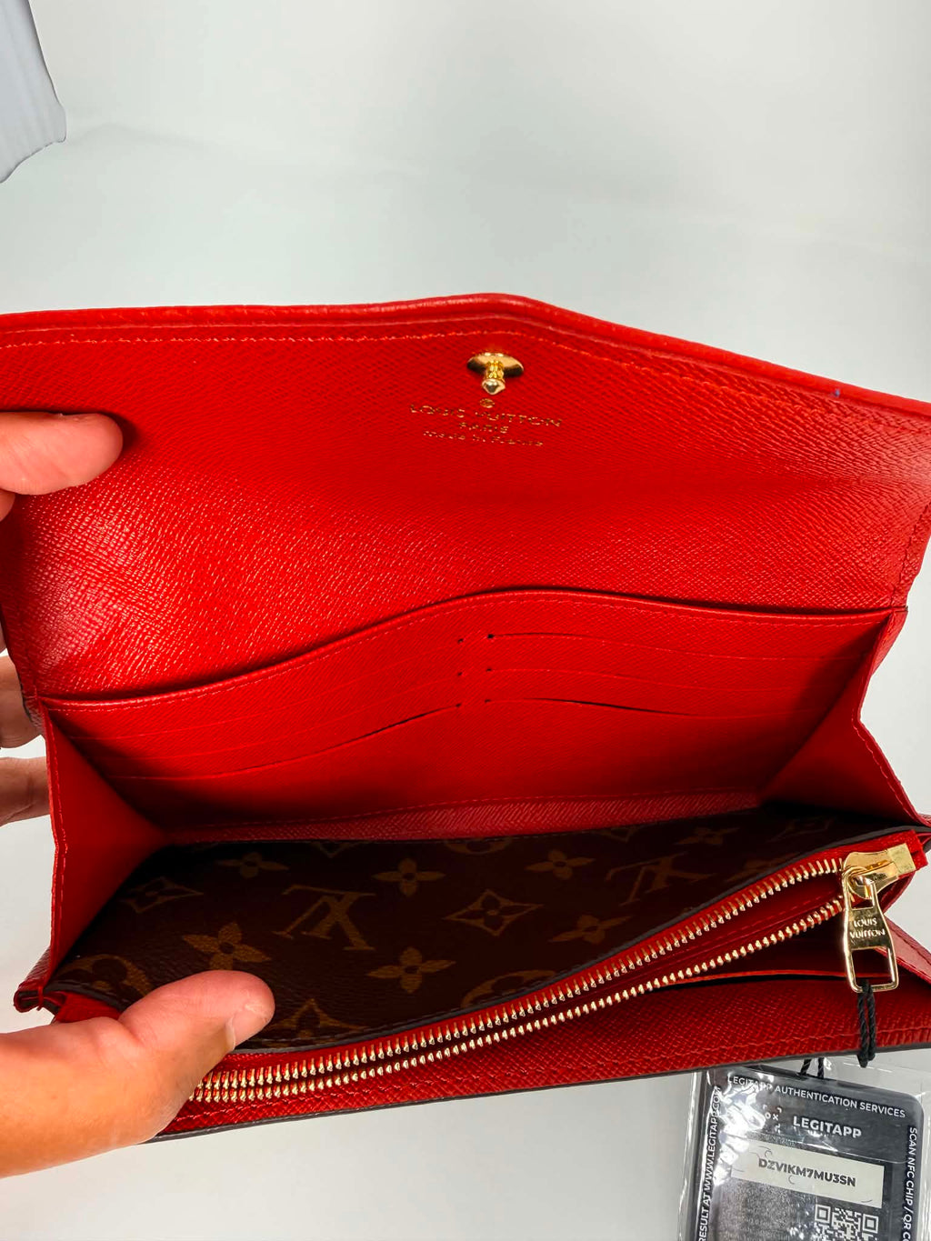Louis Vuitton Monogram Sarah Retiro Wallet Cherry