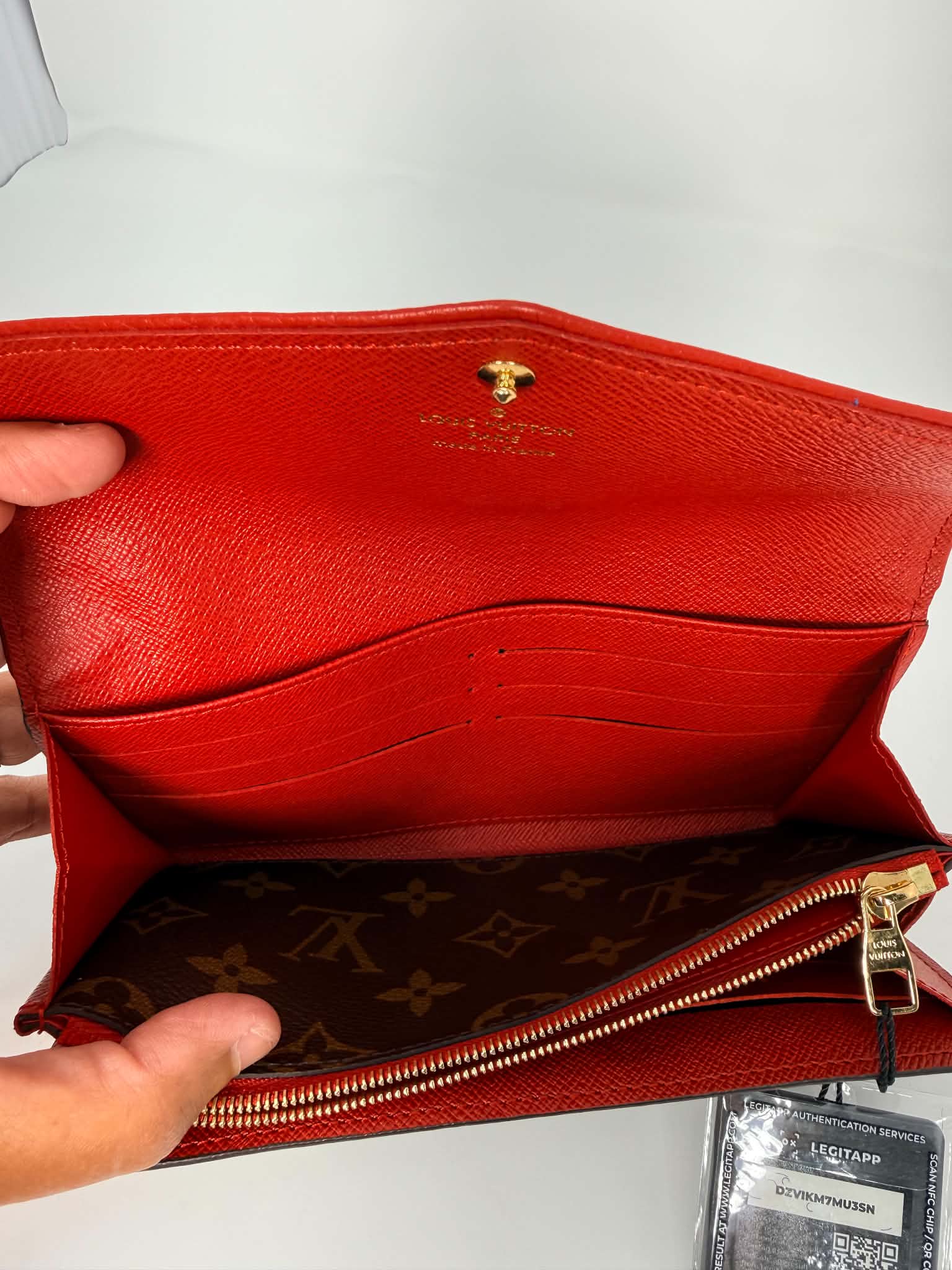 Louis Vuitton Monogram Sarah Retiro Wallet Cherry