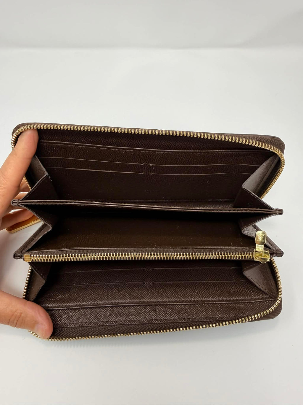 Louis Vuitton Damier Ebene Full Zippy Wallet