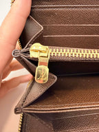 Louis Vuitton Damier Ebene Full Zippy Wallet