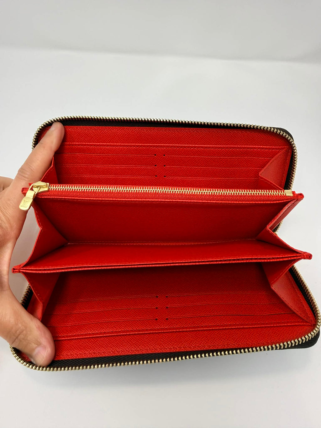 Louis Vuitton Monogram Full Zippy Wallet with Red Interior