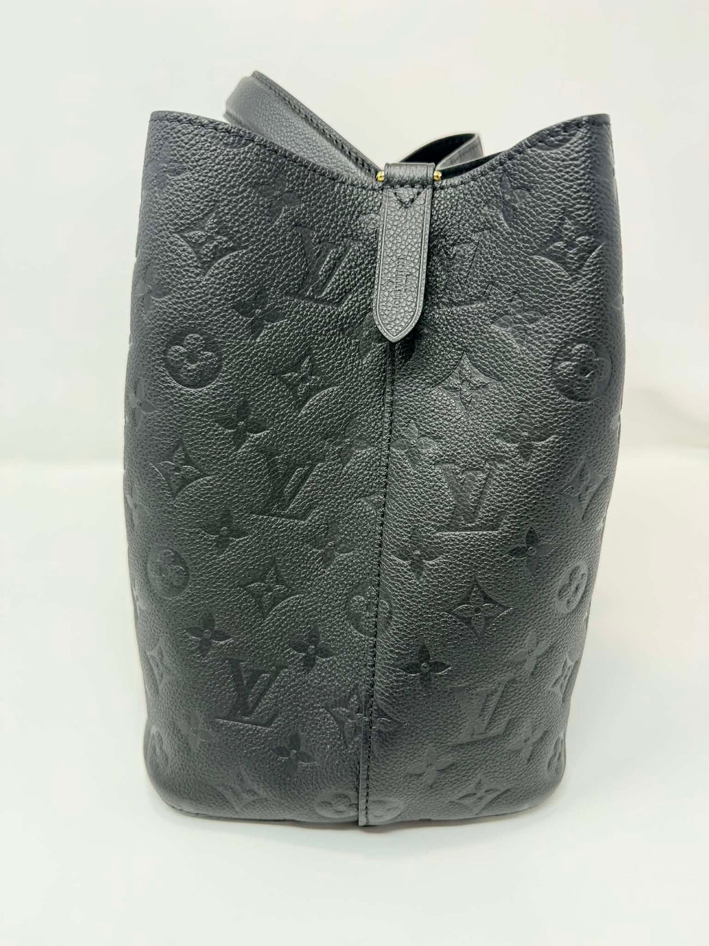 Louis Vuitton Neonoe MM Black Empreinte Leather with two Straps