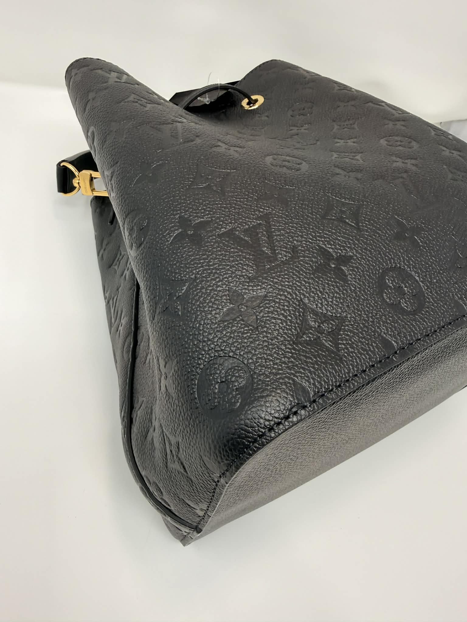 Louis Vuitton Neonoe MM Black Empreinte Leather with two Straps