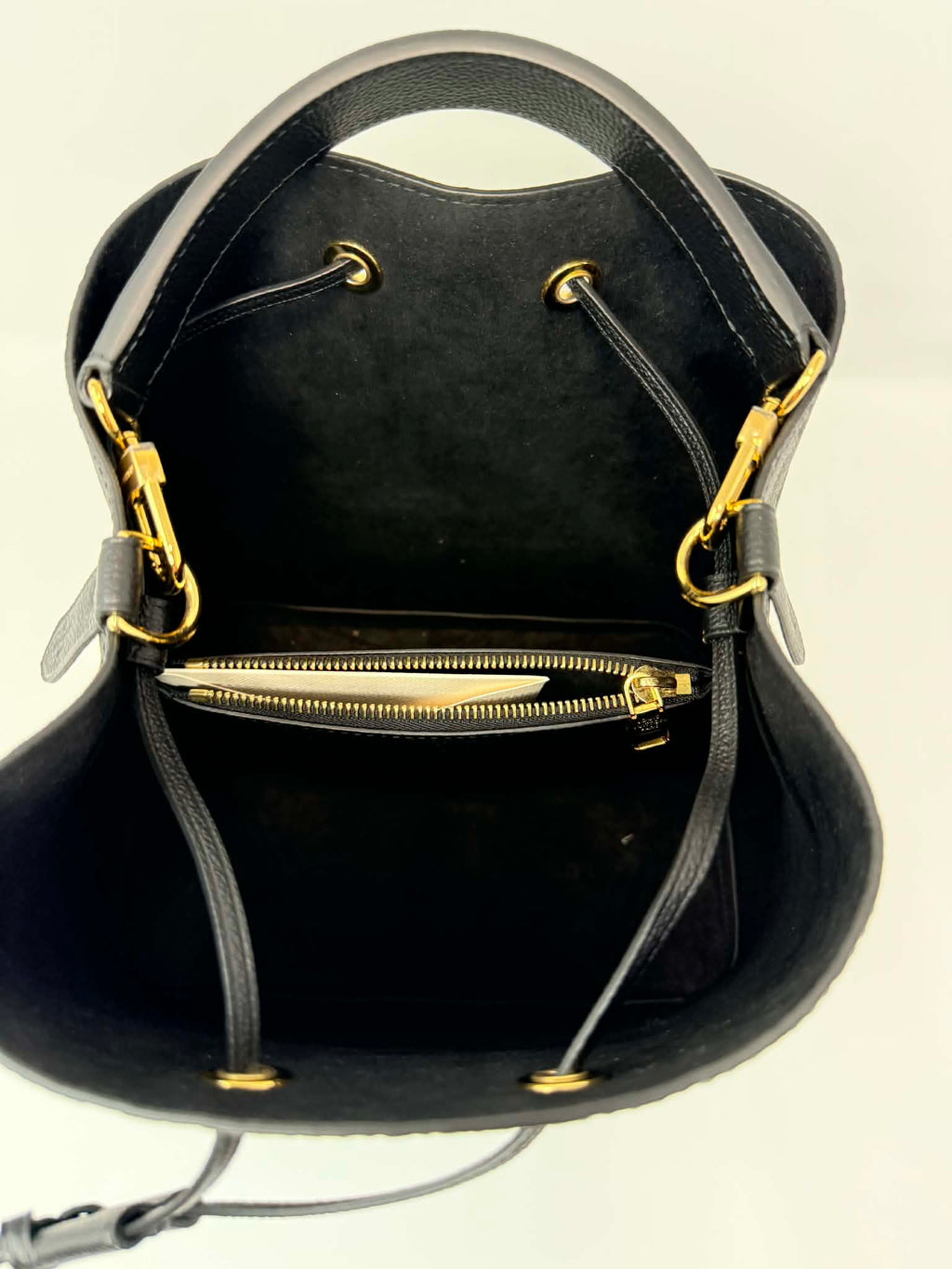 Louis Vuitton Neonoe MM Black Empreinte Leather with two Straps