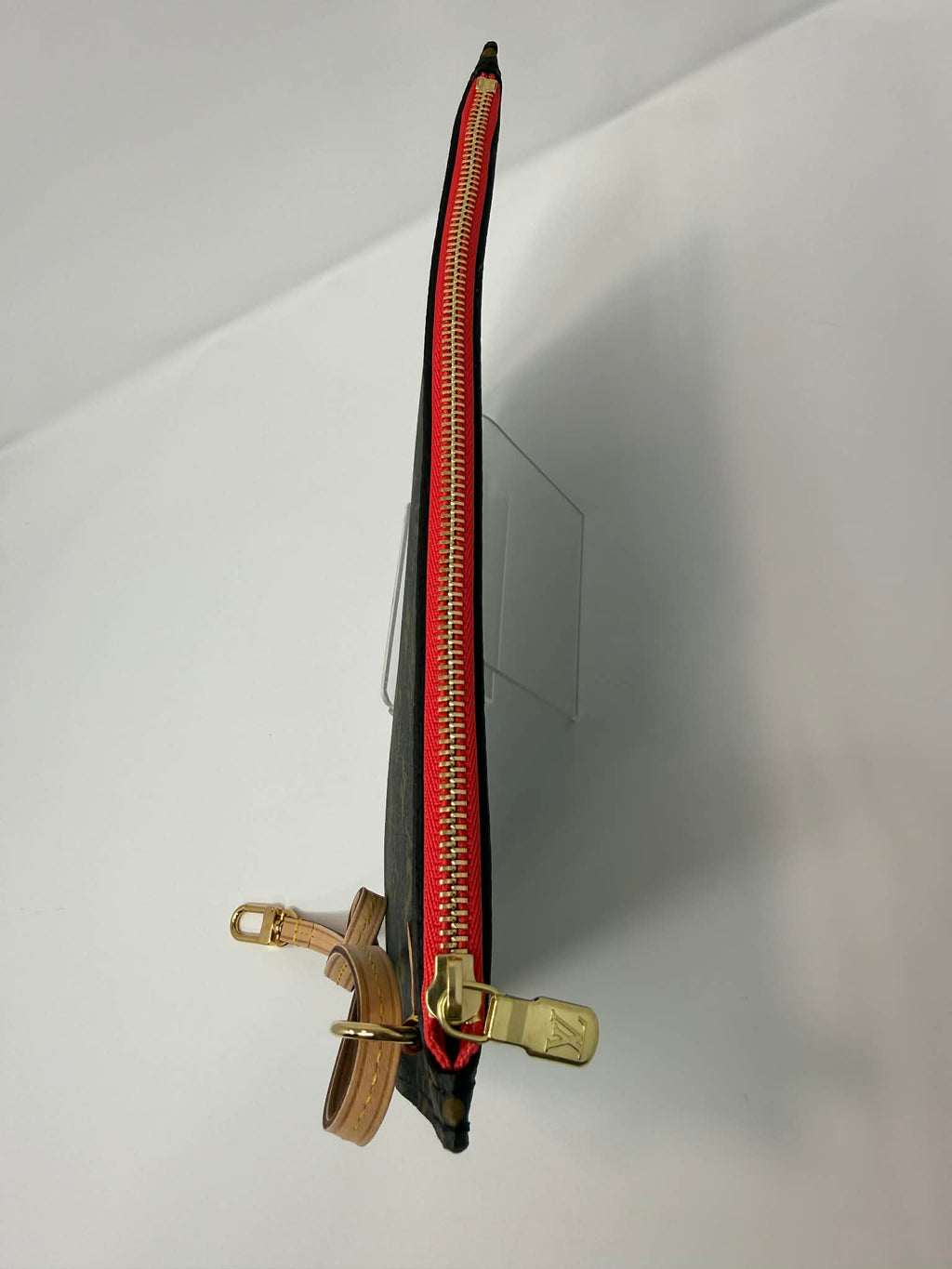 Louis Vuitton NF Pouch MM *Coral* Interior