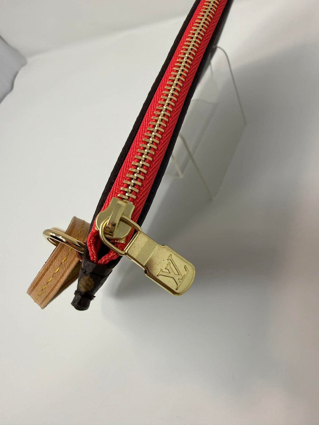Louis Vuitton NF Pouch MM *Coral* Interior