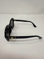 Gucci Sunglass with Box and Pouch