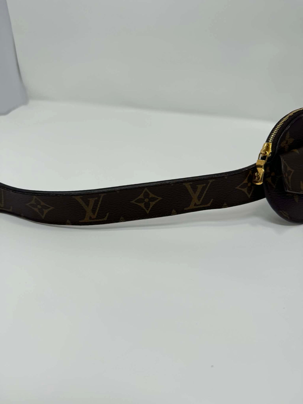 Louis Vuitton Monogram 30mm Daily Multi Pocket Belt 90 Size 31