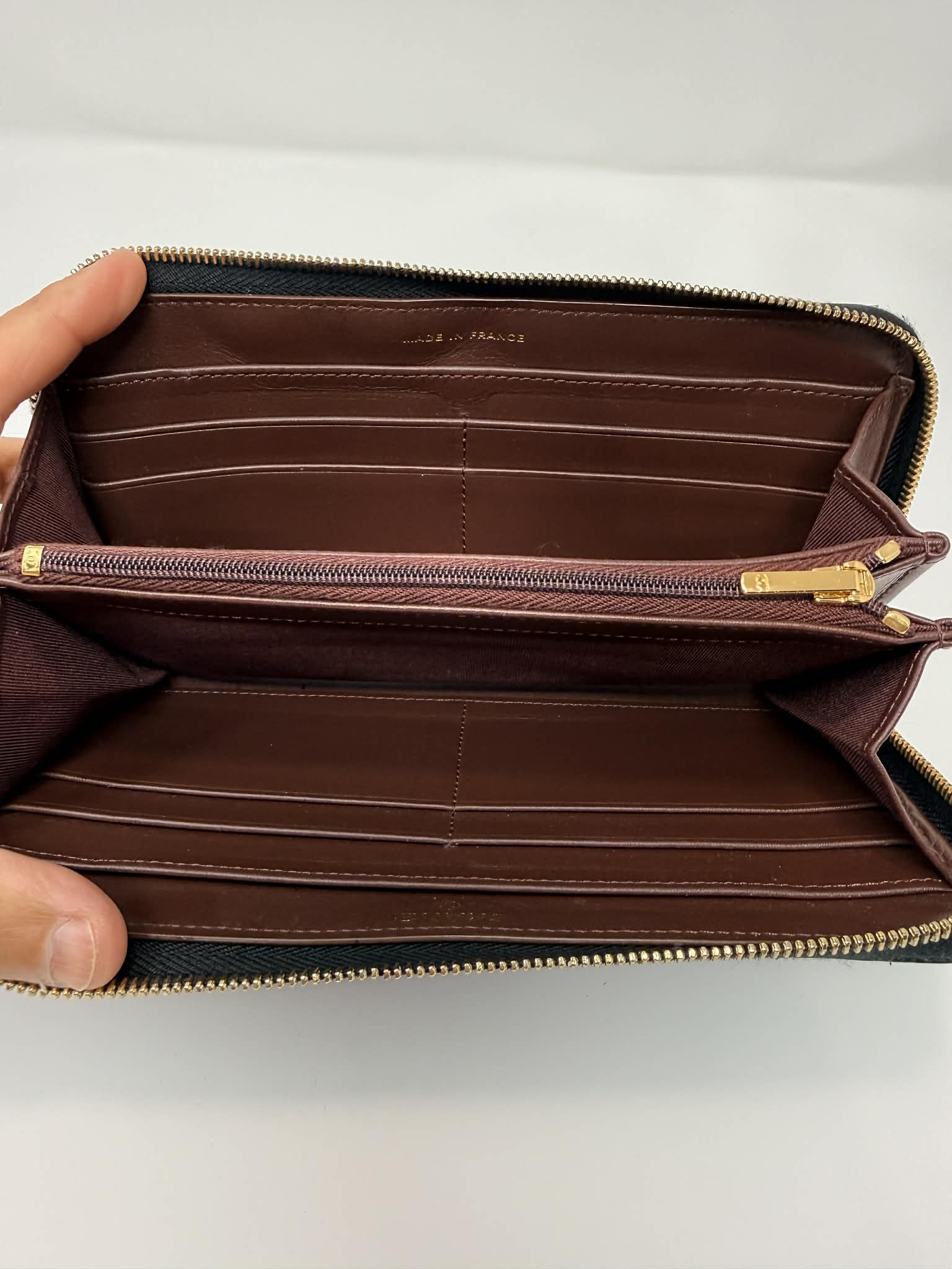 Chanel Caviar Quilted Large Gusset Full Size Zip Wallet