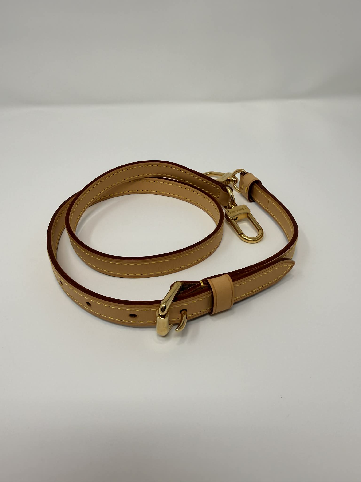 Louis Vuitton Strap 33 1/2