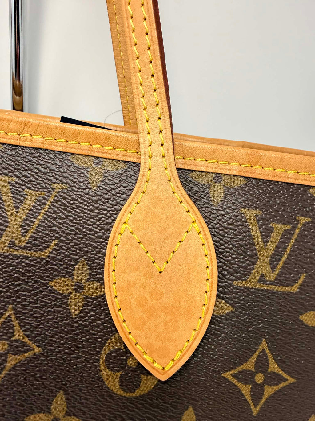 Louis Vuitton Neverfull MM World Tour Limited Edition Shanghai