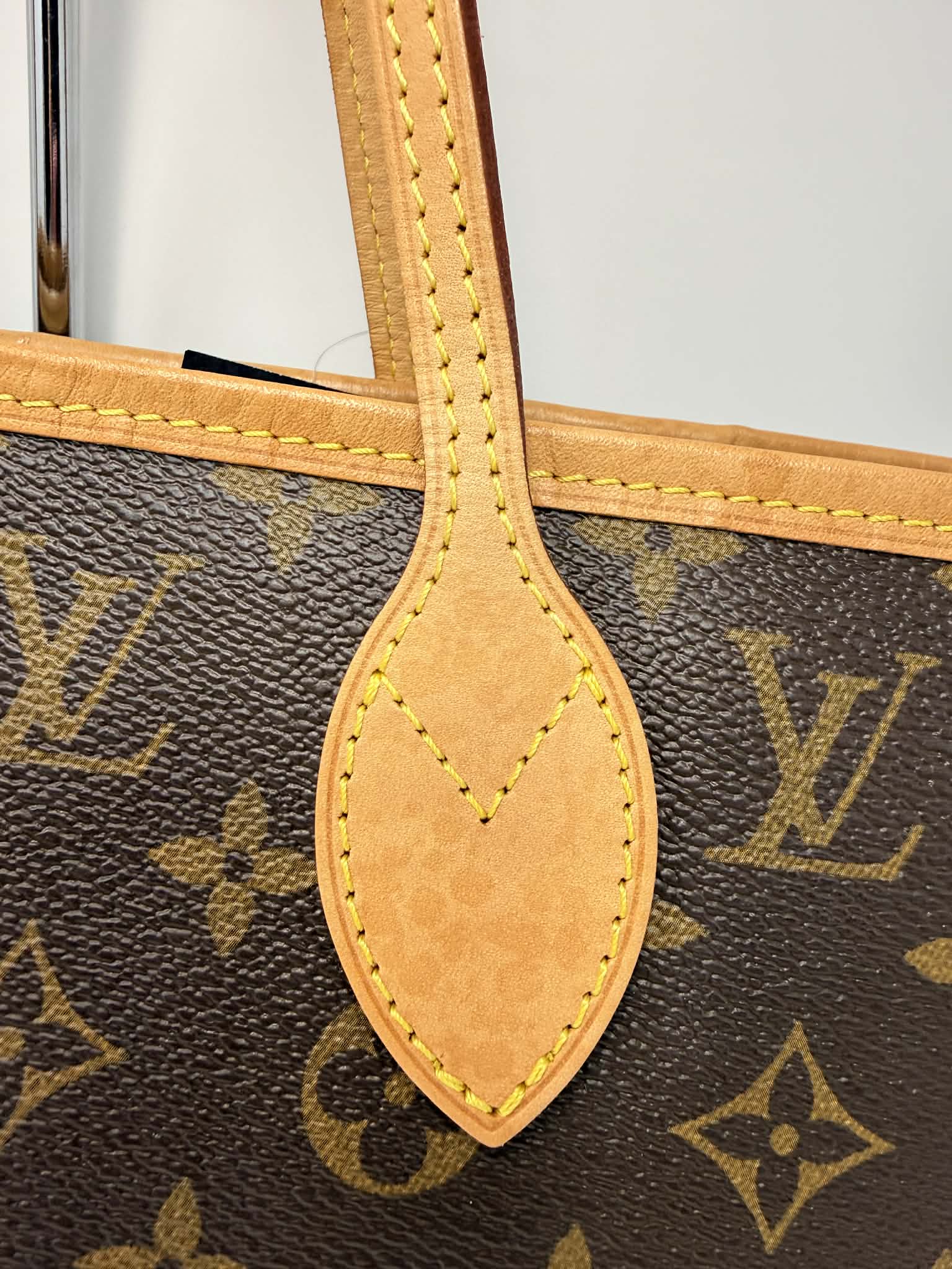 Louis Vuitton Neverfull MM World Tour Limited Edition Shanghai