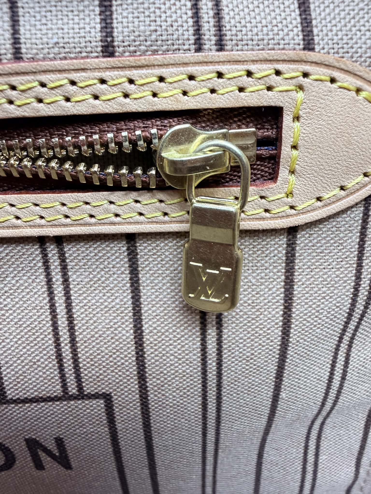 Louis Vuitton Neverfull MM World Tour Limited Edition Shanghai