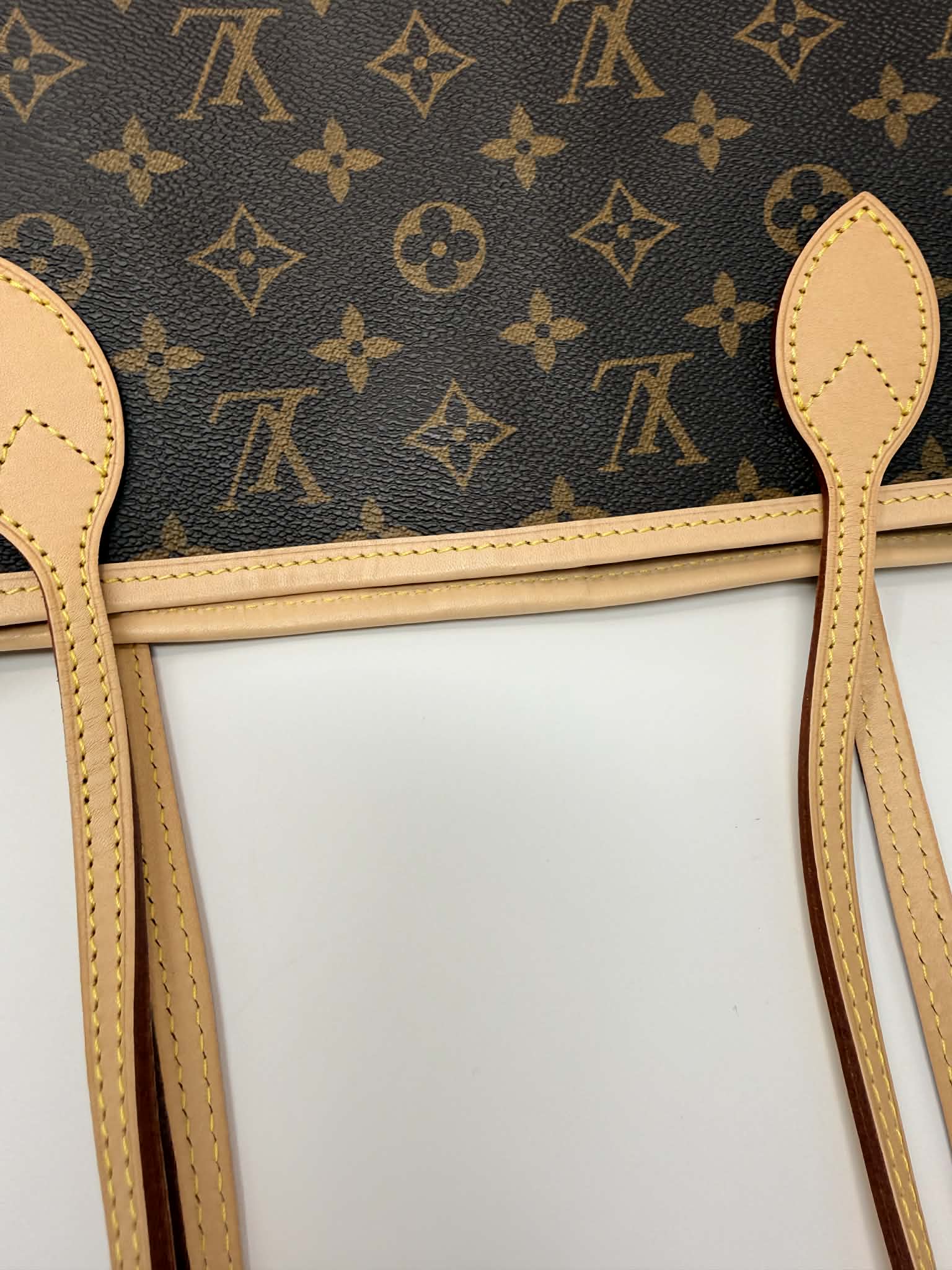 Louis Vuitton Neverfull MM Red Interior