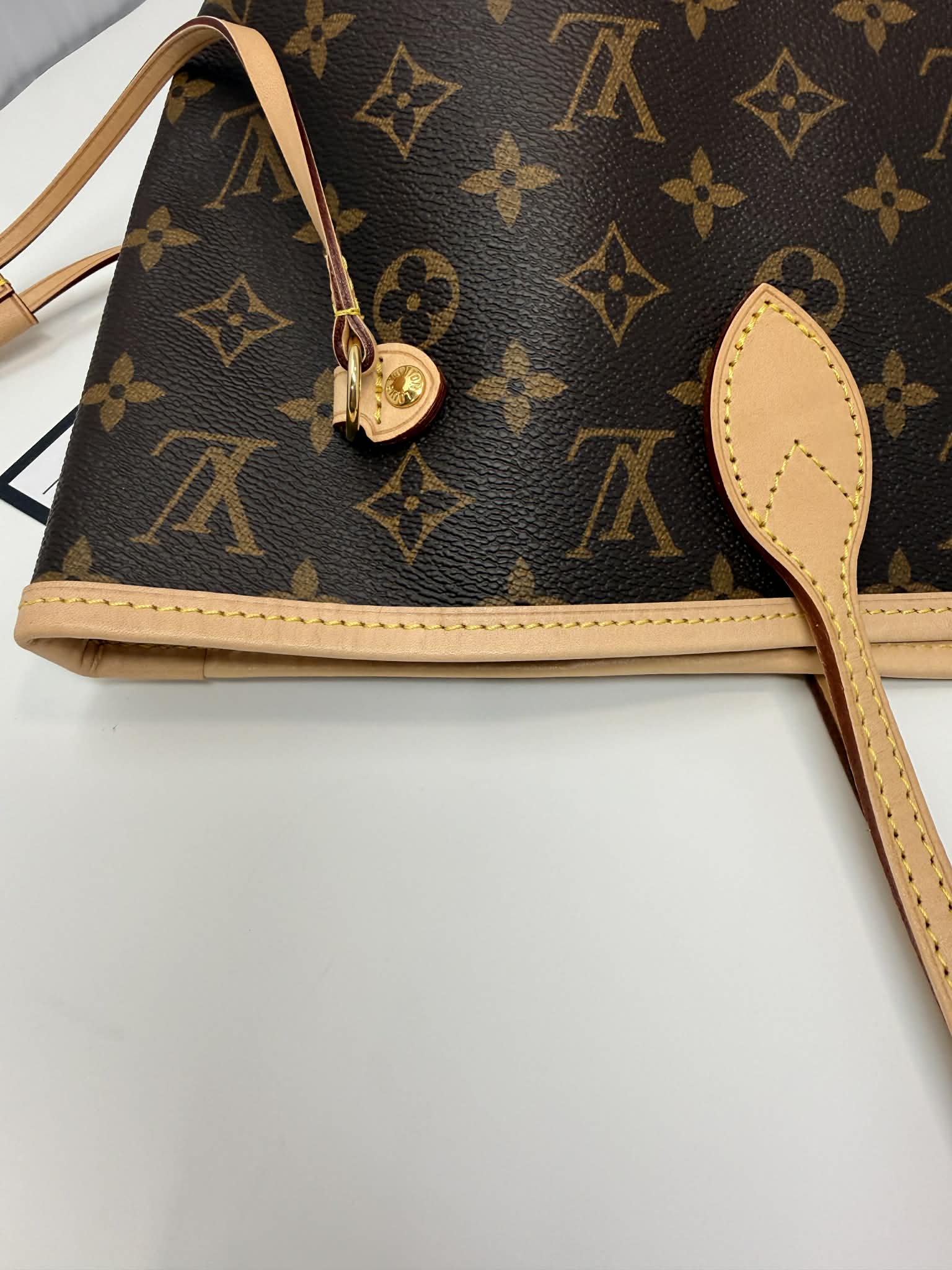 Louis Vuitton Neverfull MM Red Interior