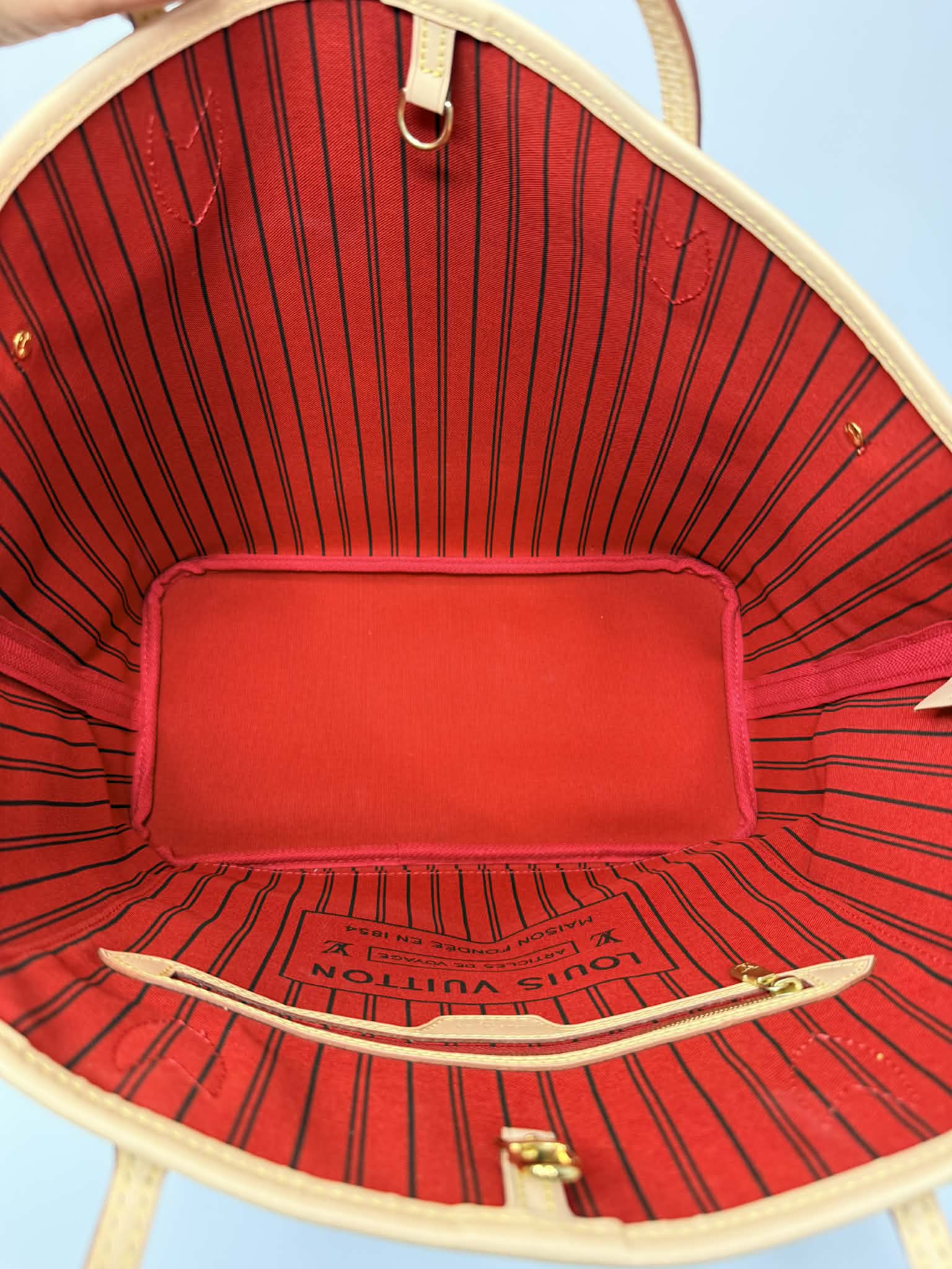 Louis Vuitton Neverfull MM Red Interior