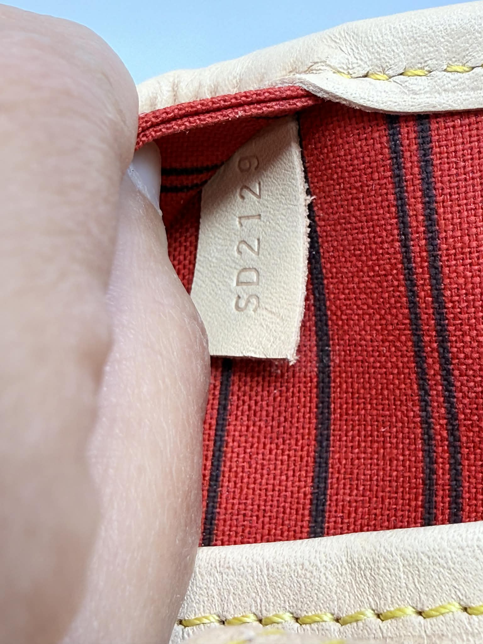 Louis Vuitton Neverfull MM Red Interior