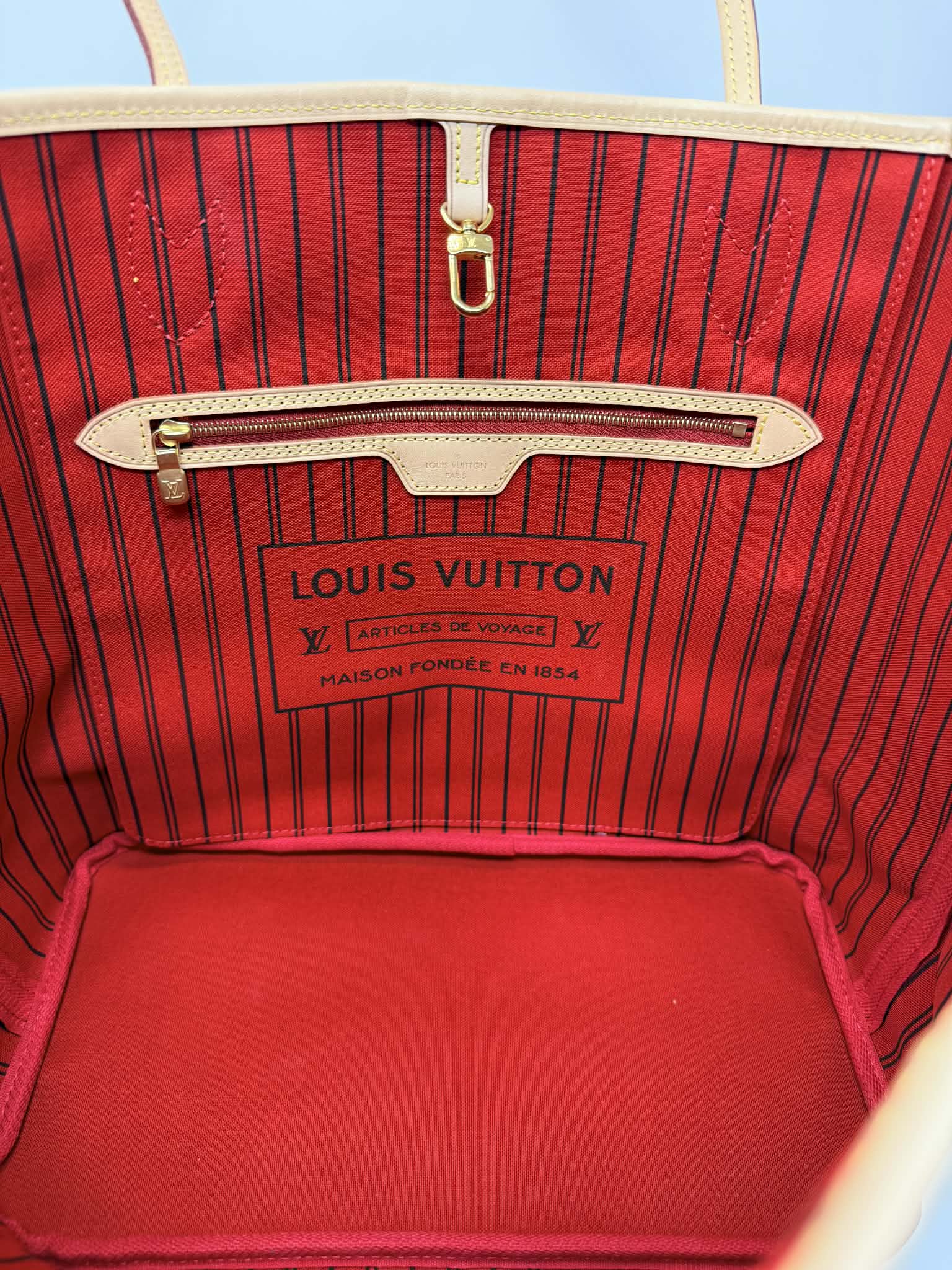 Louis Vuitton Neverfull MM Red Interior