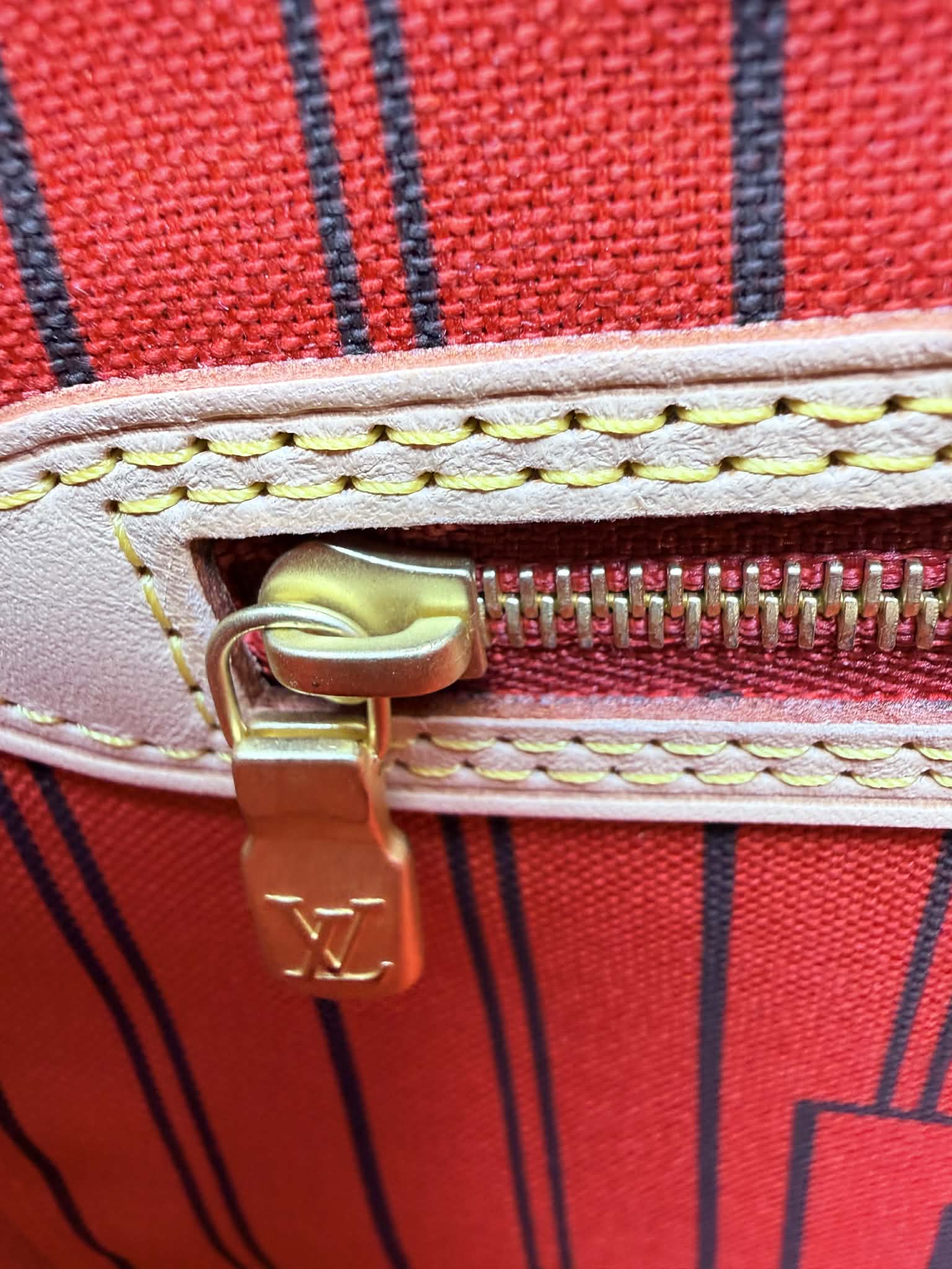 Louis Vuitton Neverfull MM Red Interior