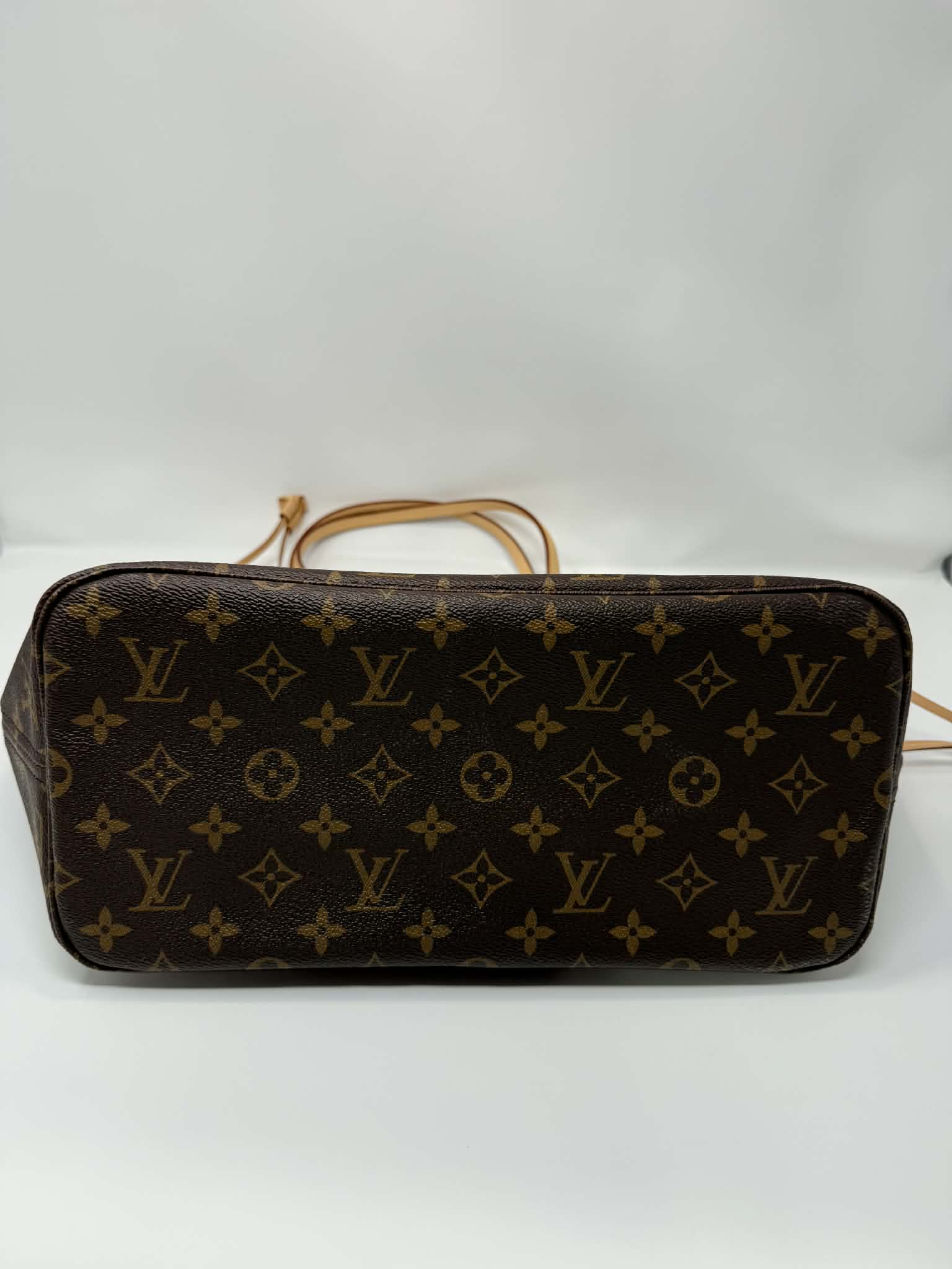 Louis Vuitton Neverfull MM Red Interior