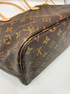 Louis Vuitton Neverfull MM Red Interior