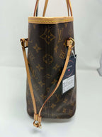 Louis Vuitton Neverfull MM Red Interior