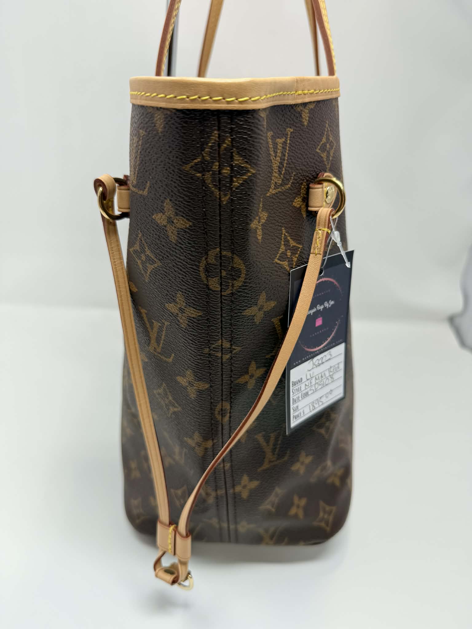 Louis Vuitton Neverfull MM Red Interior