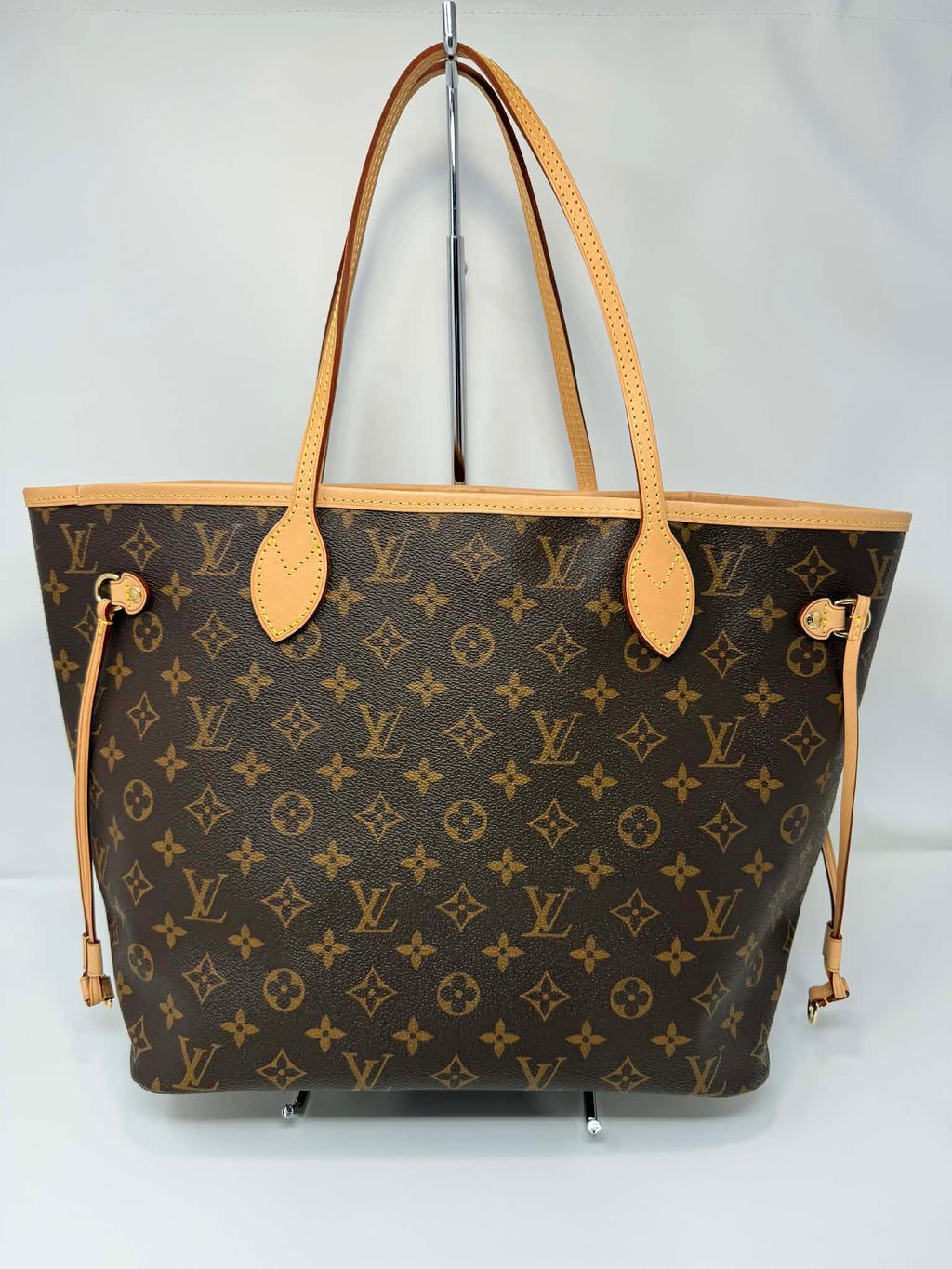 Louis Vuitton Neverfull MM Red Interior