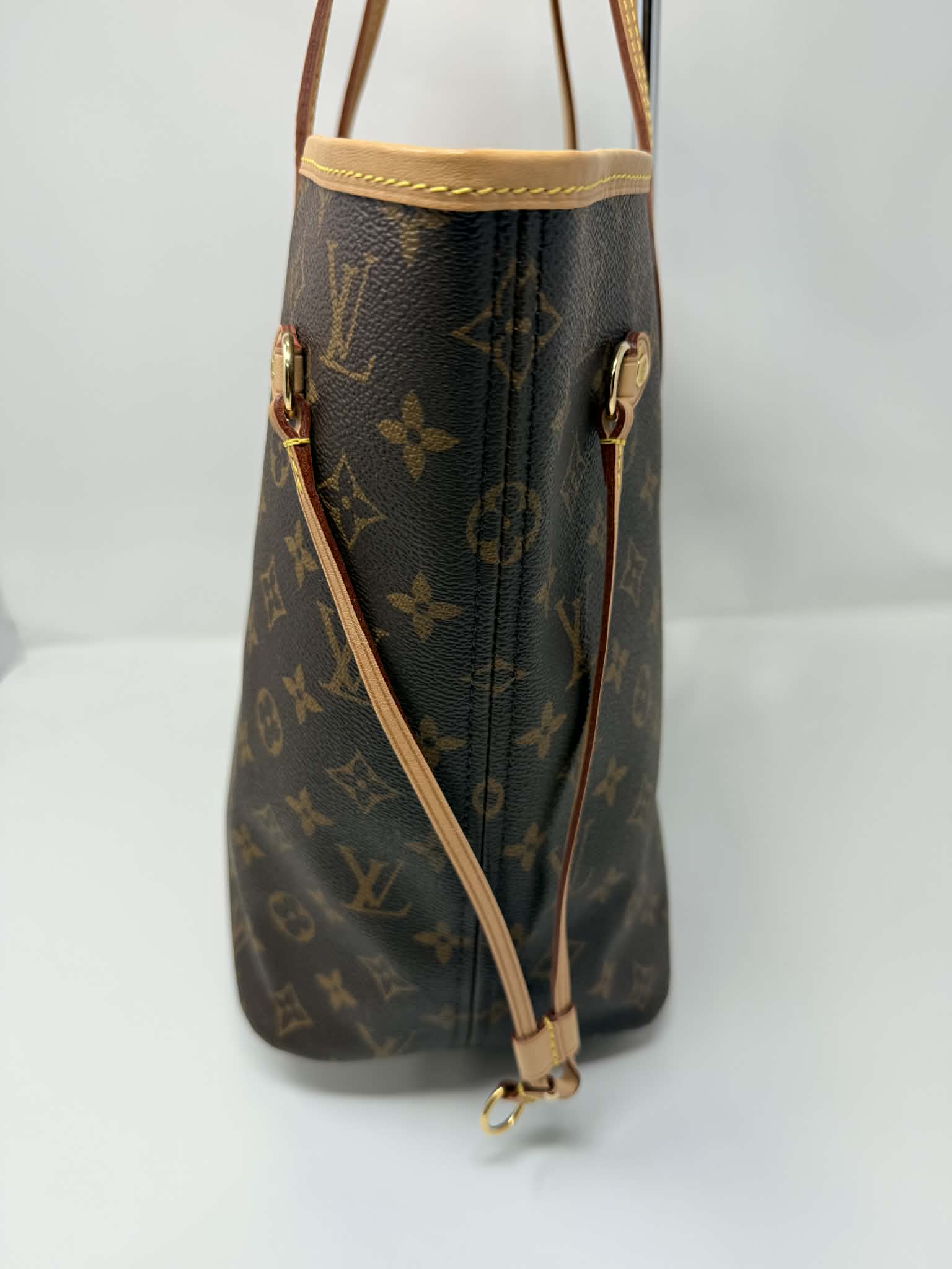 Louis Vuitton Neverfull MM Red Interior