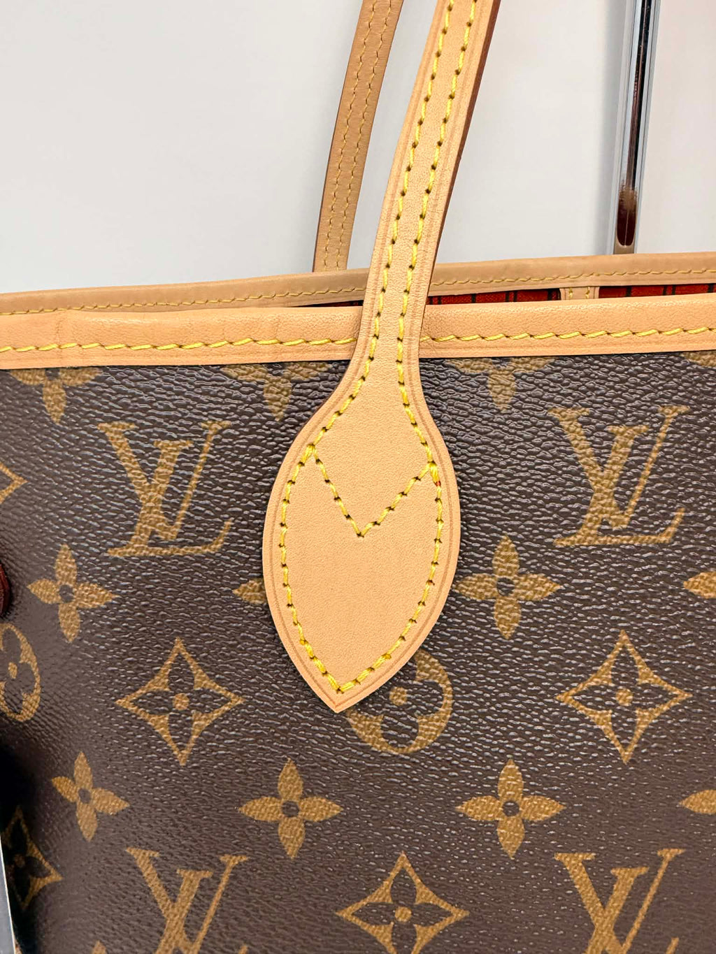 Louis Vuitton Neverfull MM Red Interior