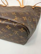 Louis Vuitton Neverfull MM Red Interior