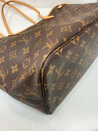 Louis Vuitton Neverfull MM Red Interior