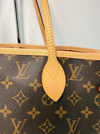 Louis Vuitton Neverfull MM Red Interior