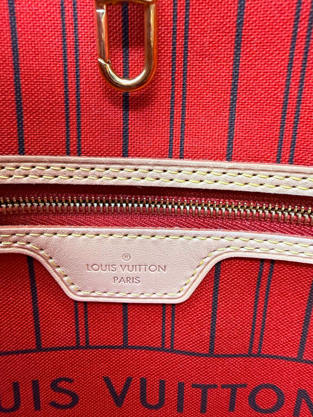 Louis Vuitton Neverfull MM Red Interior