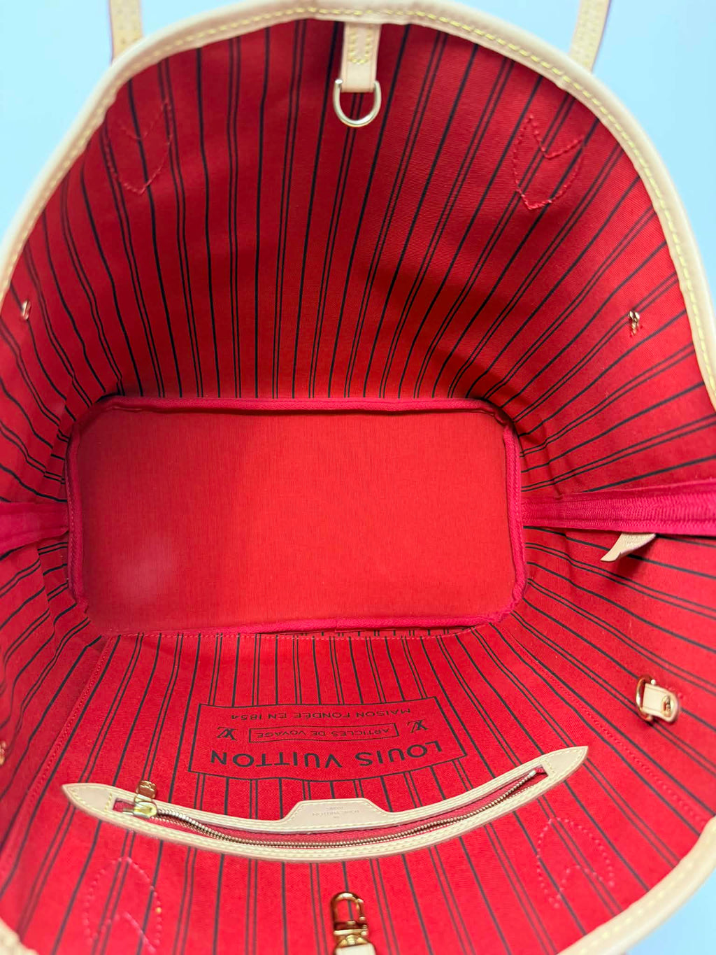Louis Vuitton Neverfull MM Red Interior