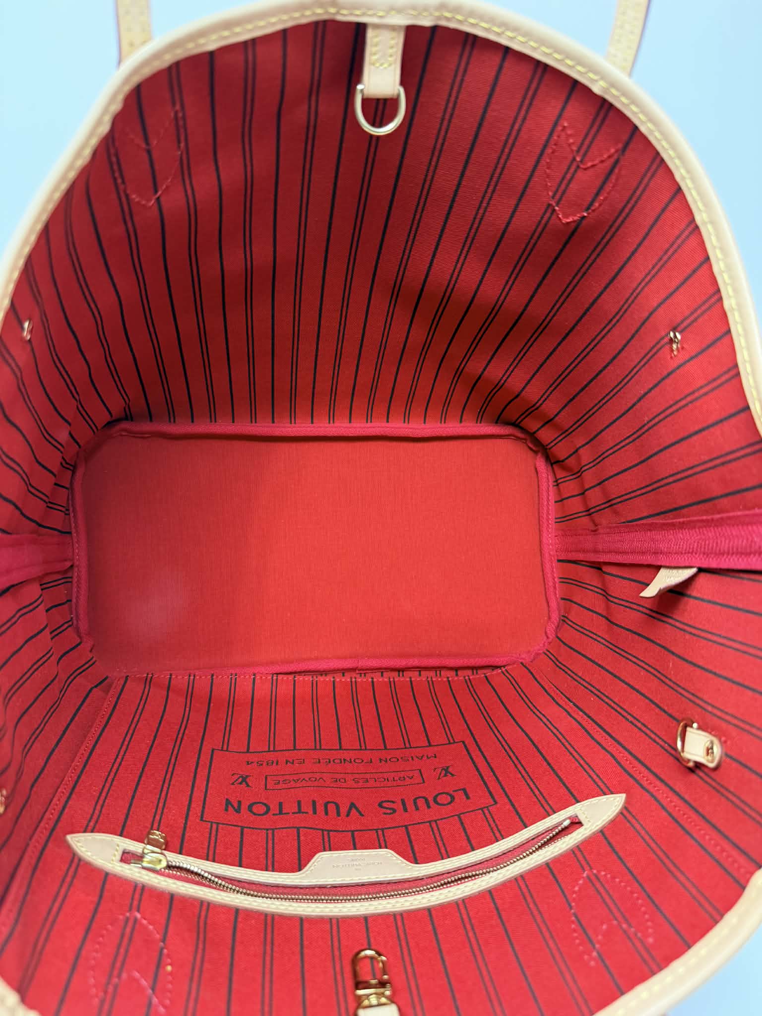 Louis Vuitton Neverfull MM Red Interior