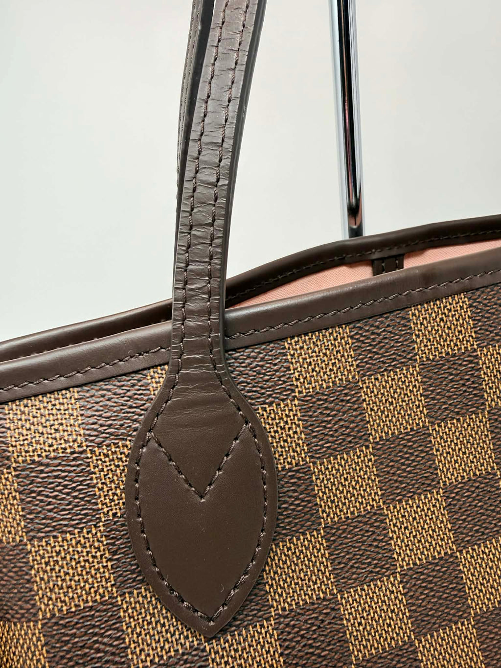 Louis Vuitton Neverfull MM Damier Ebene with Ballerina Pink Interior