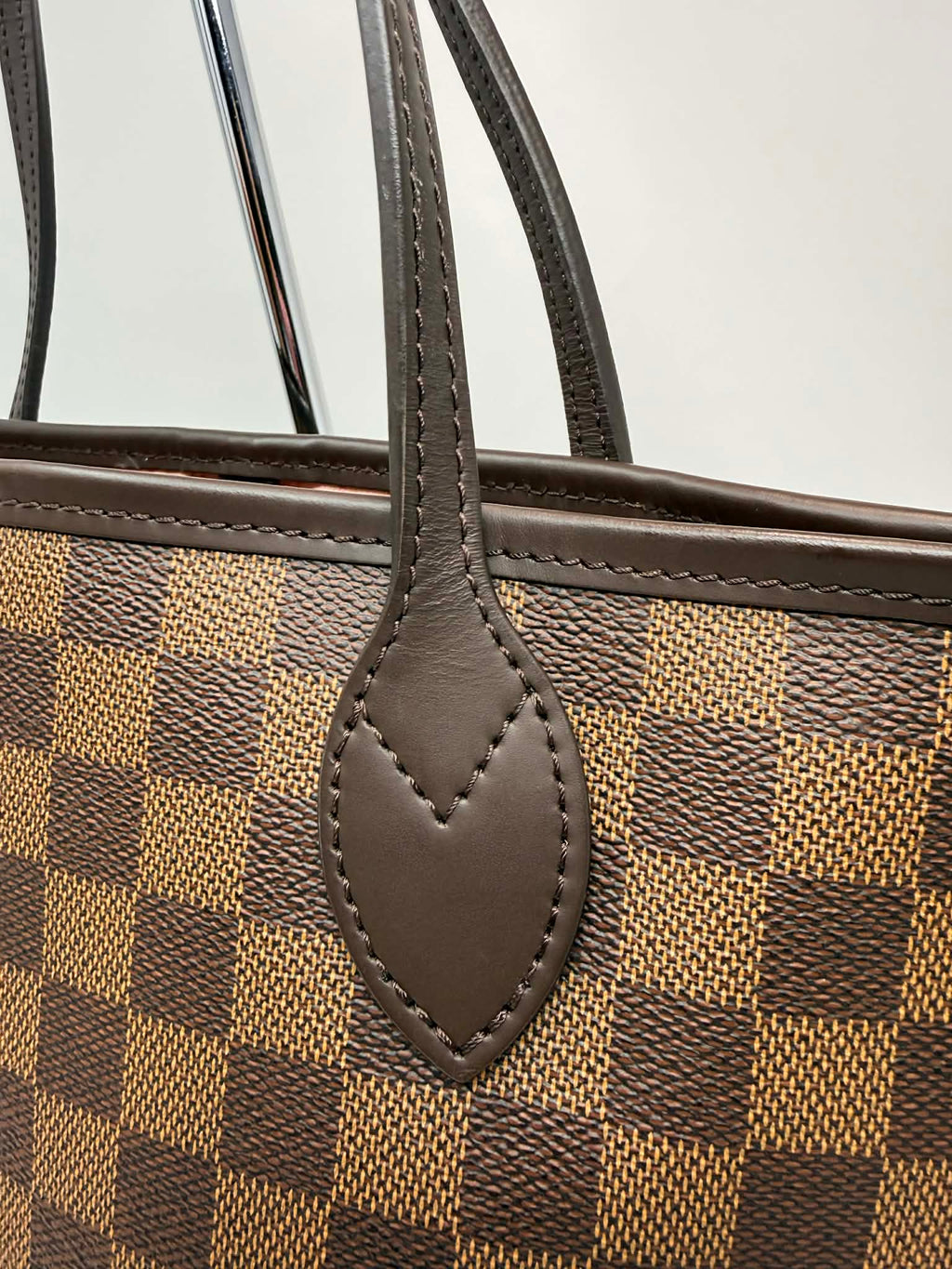 Louis Vuitton Neverfull MM Damier Ebene with Ballerina Pink Interior
