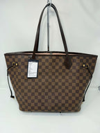 Louis Vuitton Damier Ebene Neverfull MM Ballerina Pink Interior