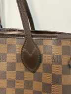 Louis Vuitton Damier Ebene Neverfull MM Ballerina Pink Interior