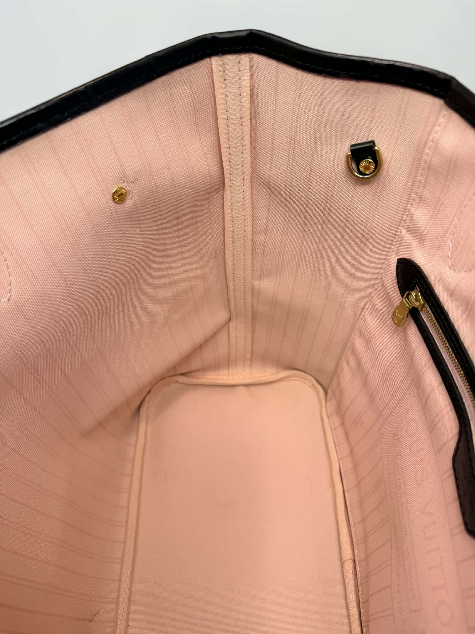 Louis Vuitton Damier Ebene Neverfull MM Ballerina Pink Interior